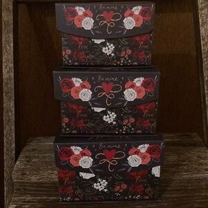 Charming Floral Gift Box Set of 3 with Heart Design for VALENTINES DAY